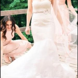 Designer wedding dress (Rivini) at a great discount!